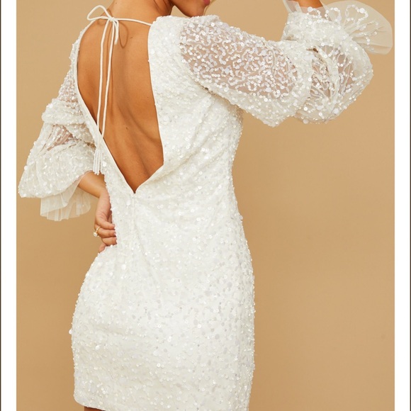Elegant White Sequin Dress - Picture 2 of 3